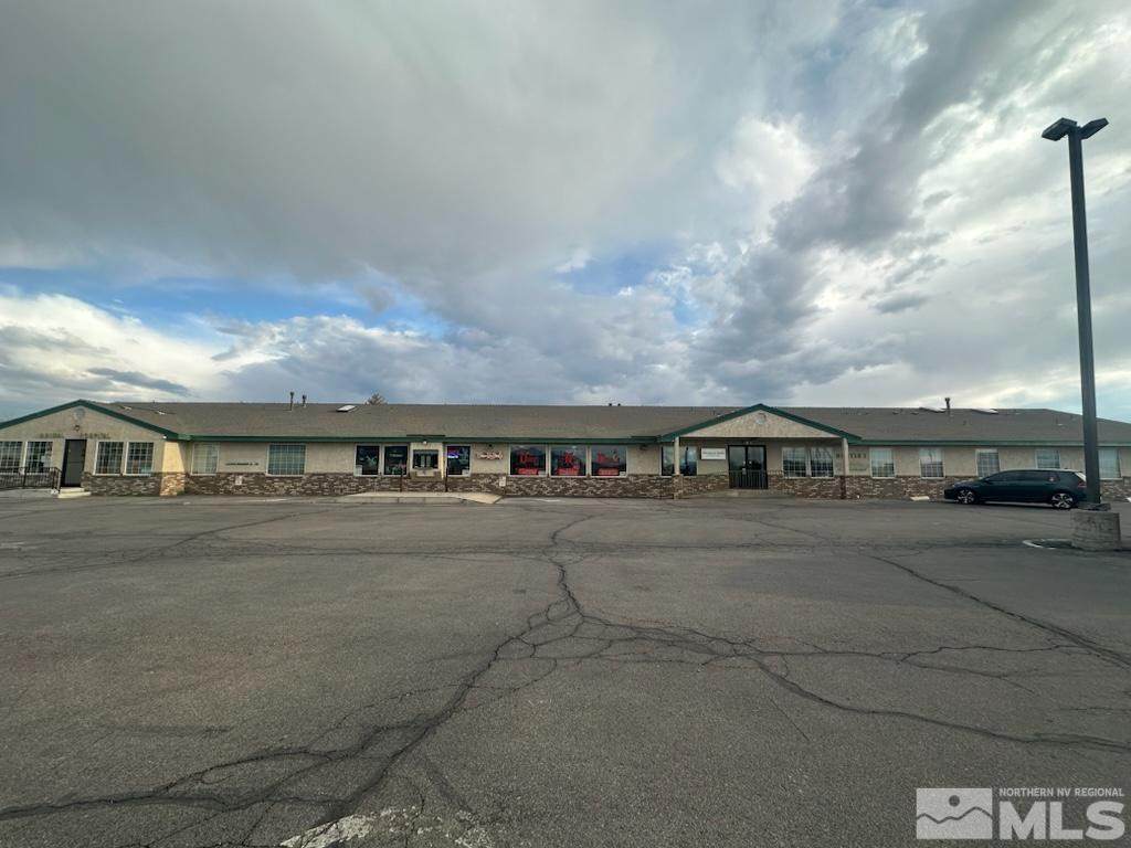 805 Main Street - Photo 1