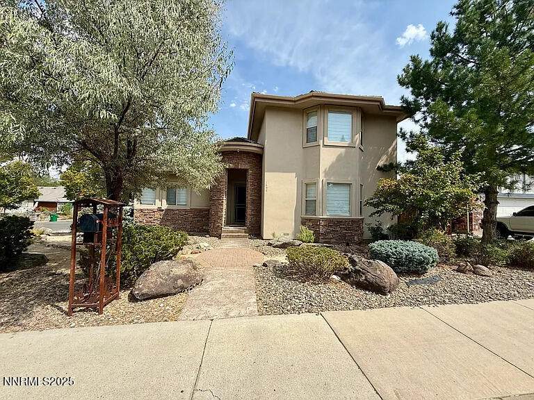 1498 Washington Street - Photo 1