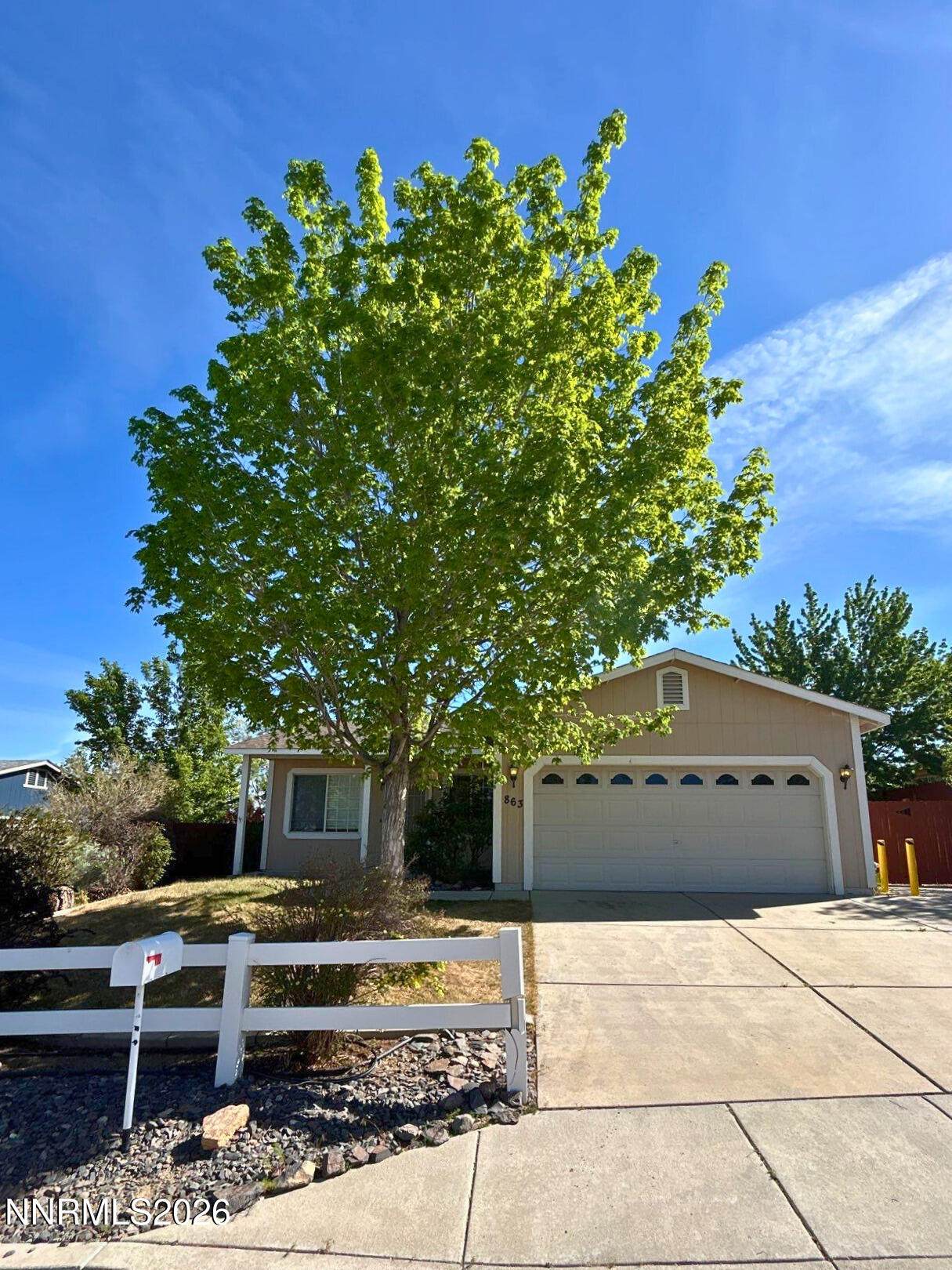 863 Blizzard Court - Photo 1