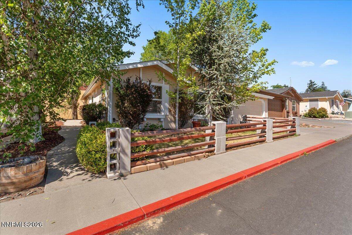 7621 Diamond Pointe Way - Photo 1