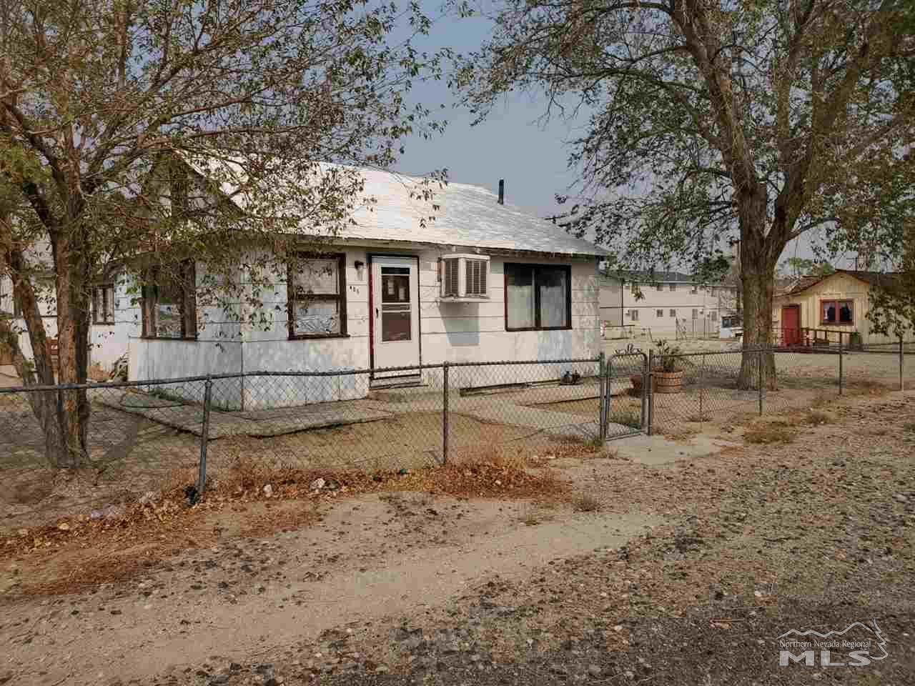 405 I Street - Photo 1