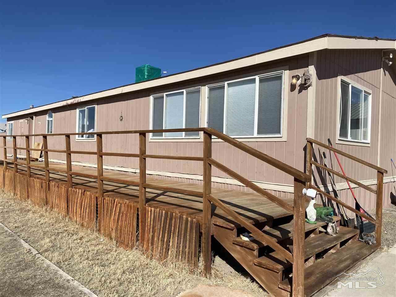 9945 Hemlock - Photo 1
