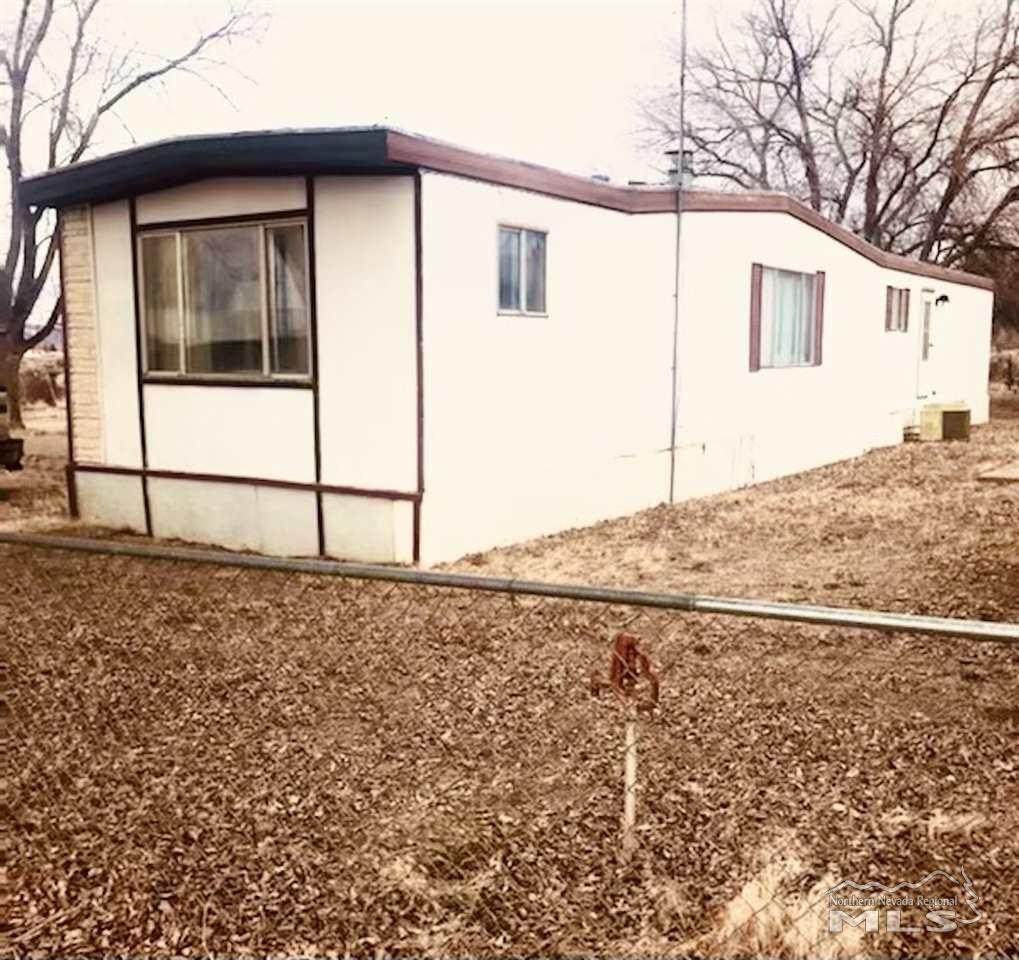 490 Doris Ct - Photo 1