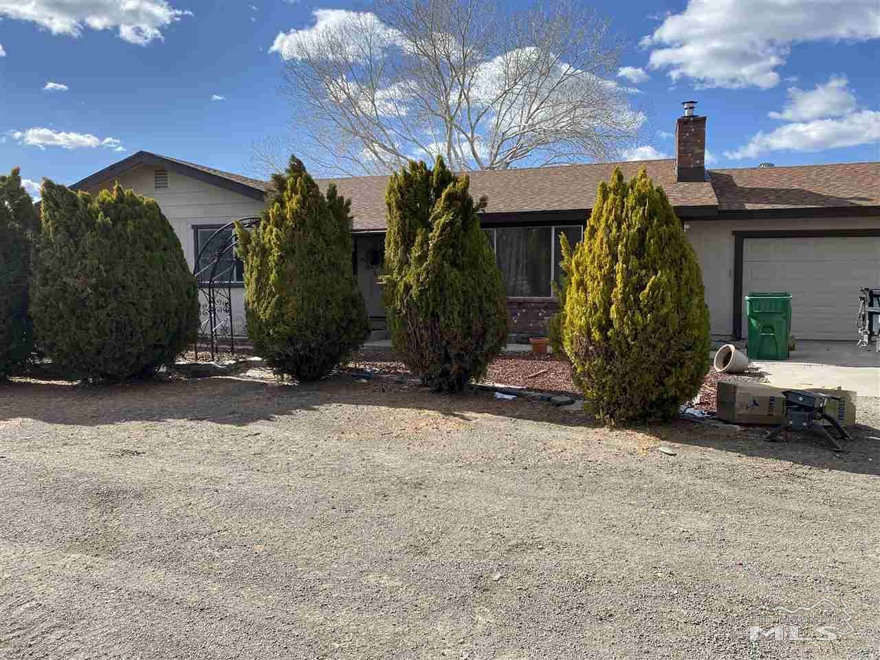 115 Jackdaw Ln - Photo 1