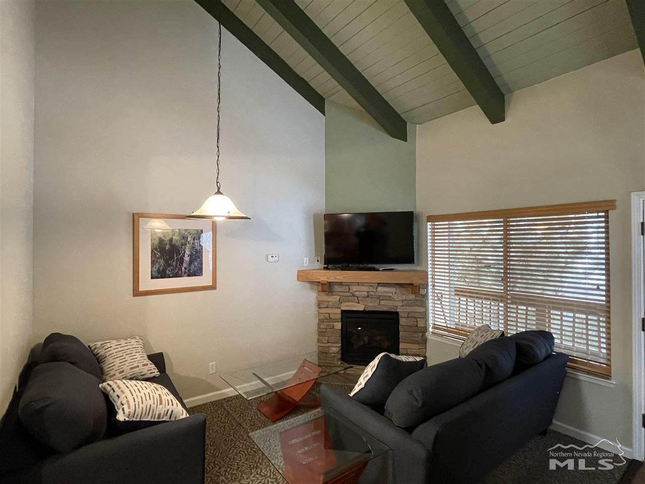 360 Galaxy Lane - Photo 1
