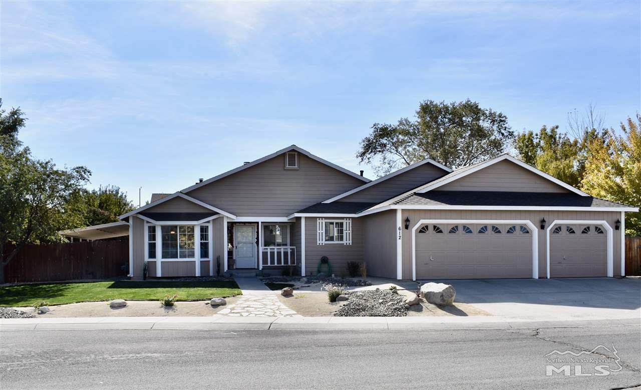 612 Boulder Circle - Photo 1