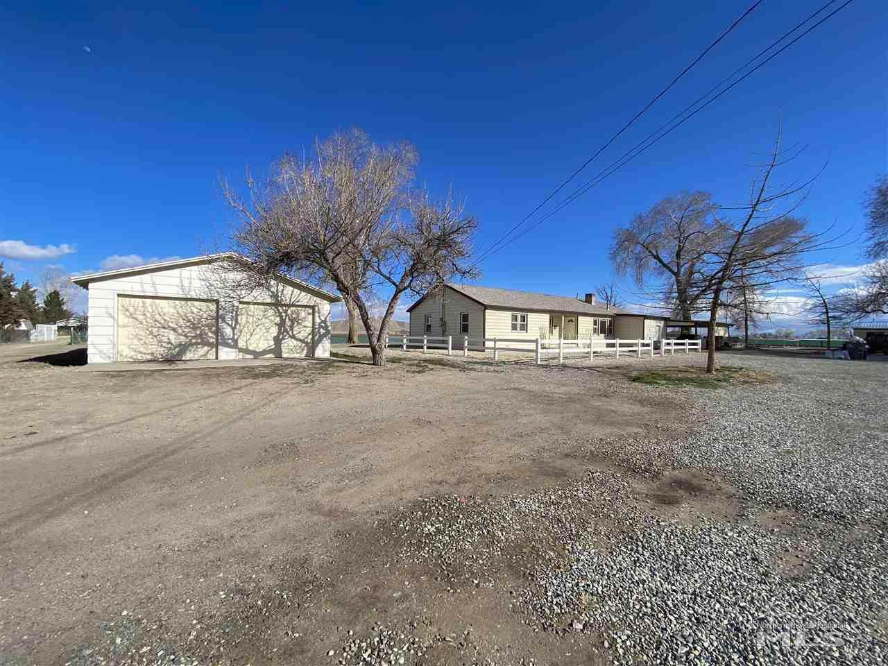 512 Madden Ln - Photo 1