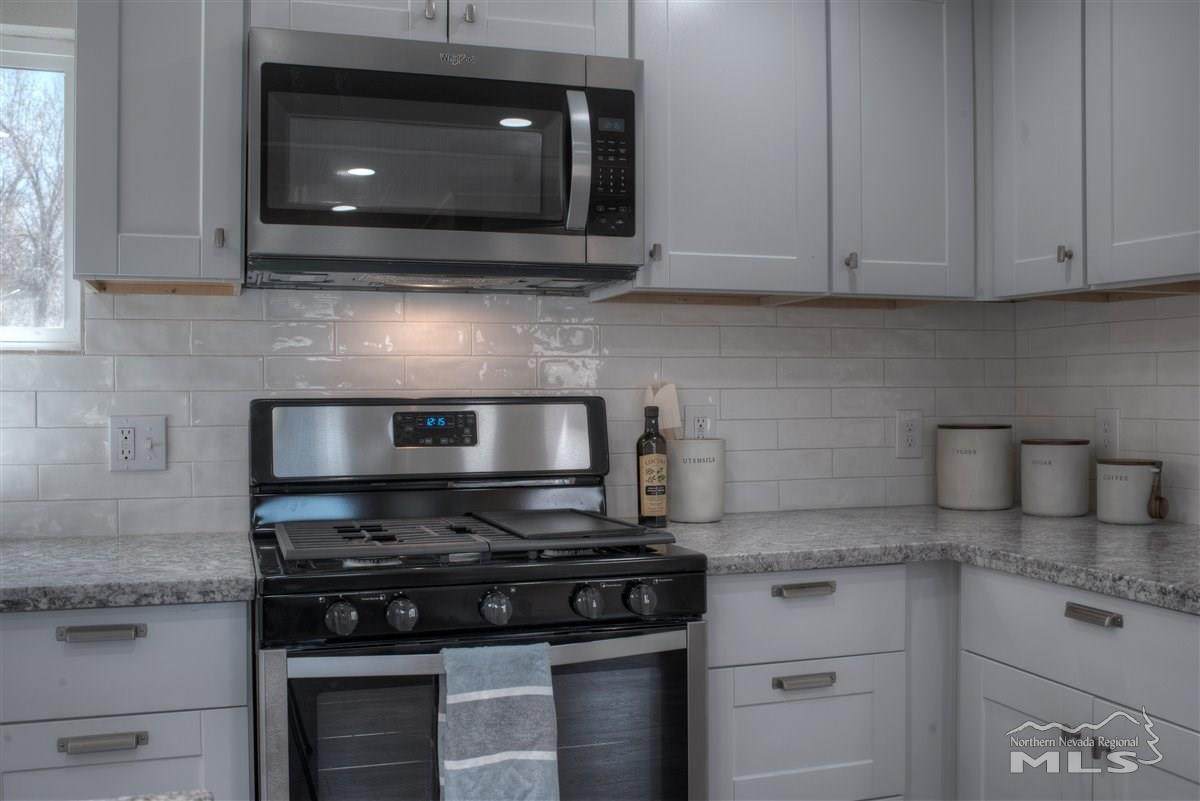 3610 White Pine - Photo 1