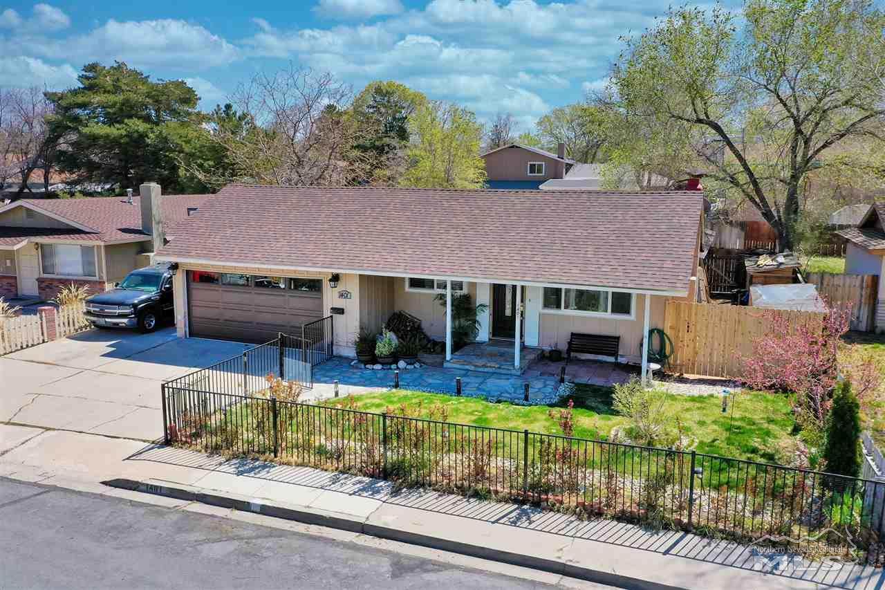 1401 Siskiyou - Photo 1