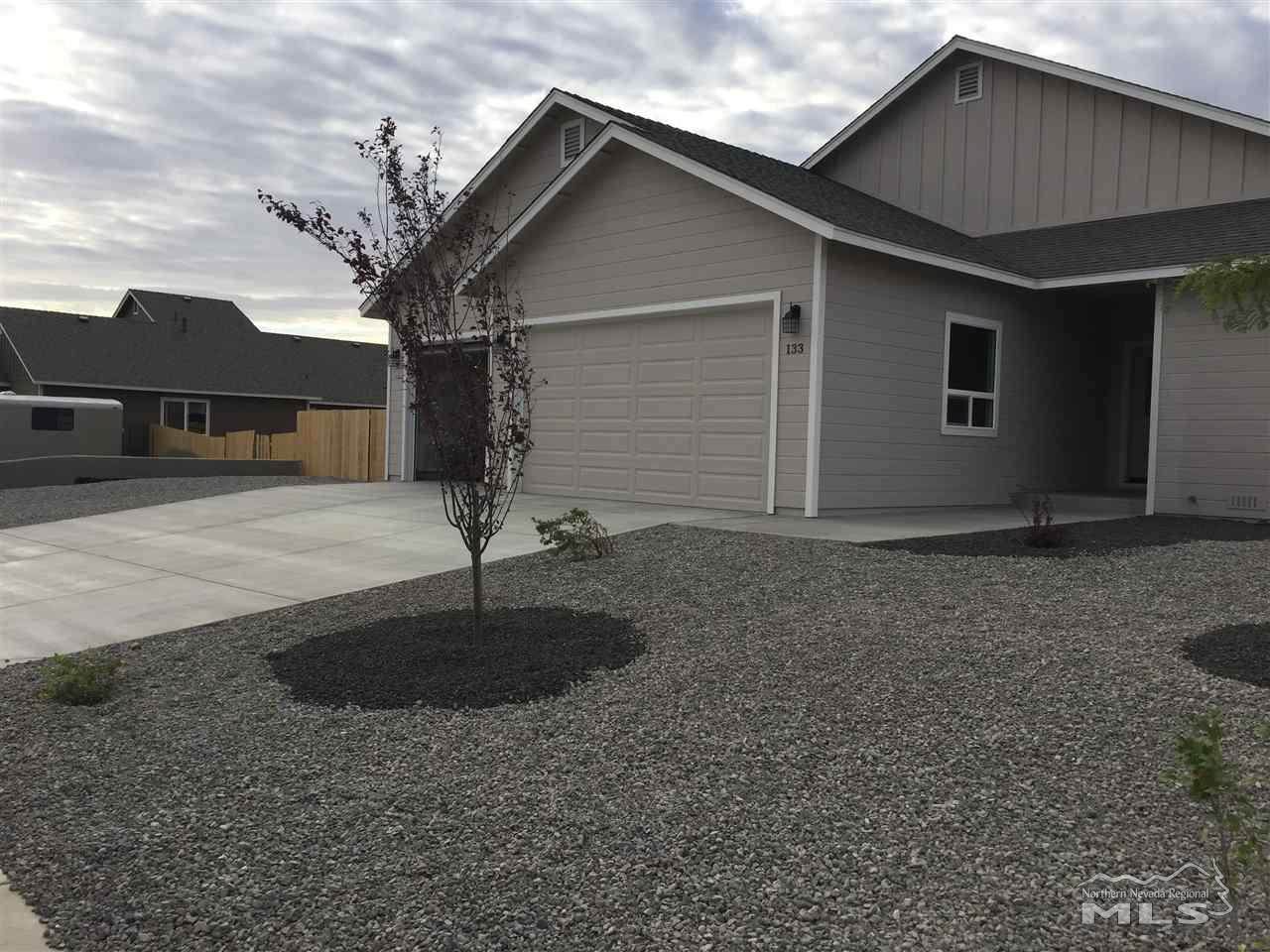 133 Cambridge Dr - Photo 1