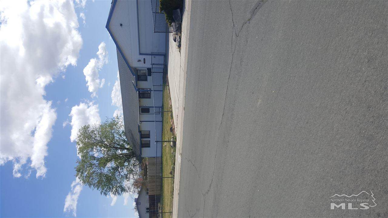 662 Carmel Way - Photo 1