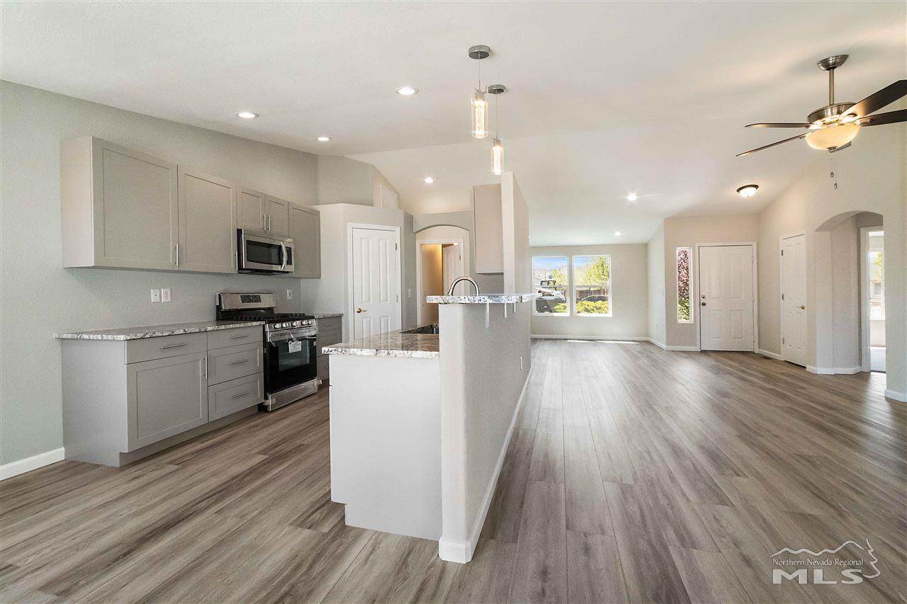 144 Prairie Ln - Photo 1