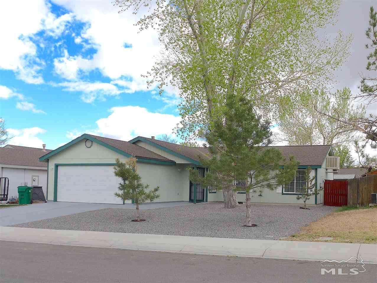 837 Columbine Dr - Photo 1