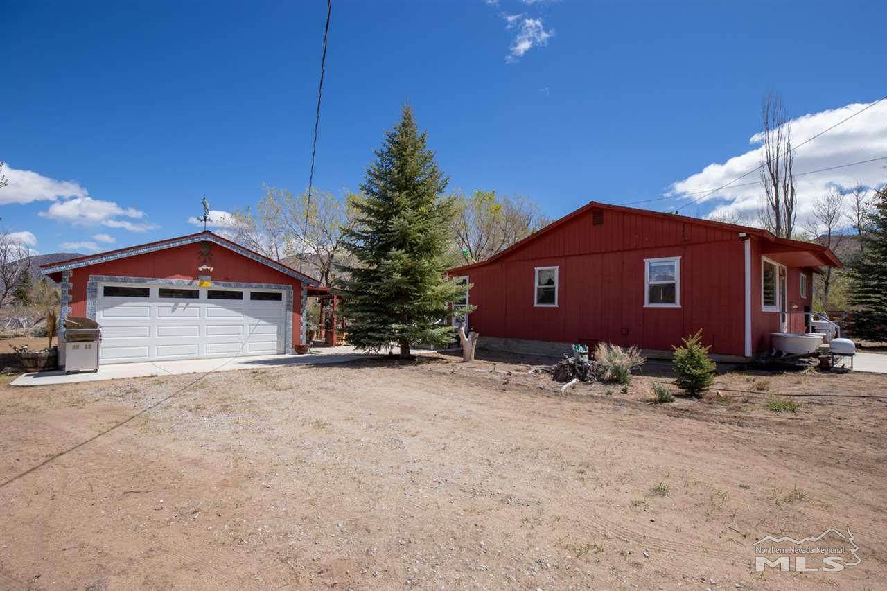 390 Meadow Dr - Photo 1