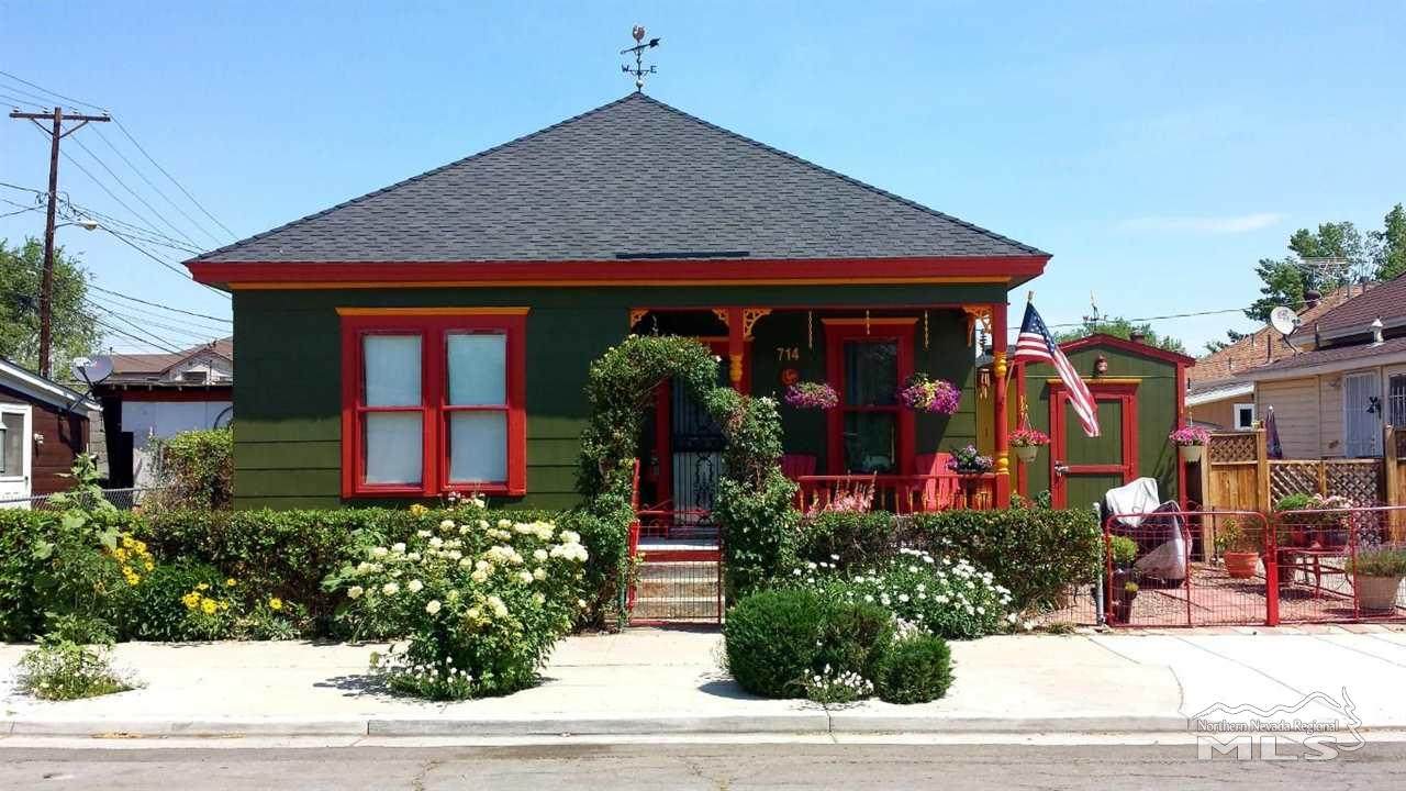 714 F Street - Photo 1