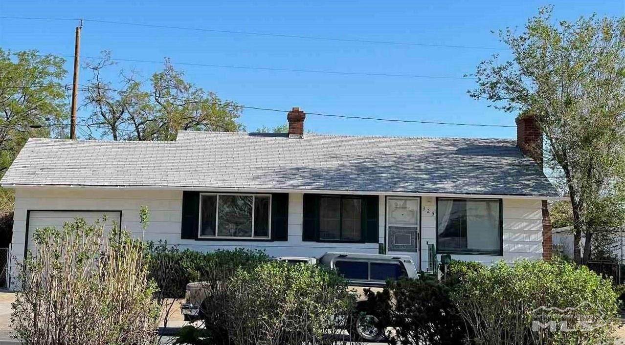 325 Plumb Lane - Photo 1