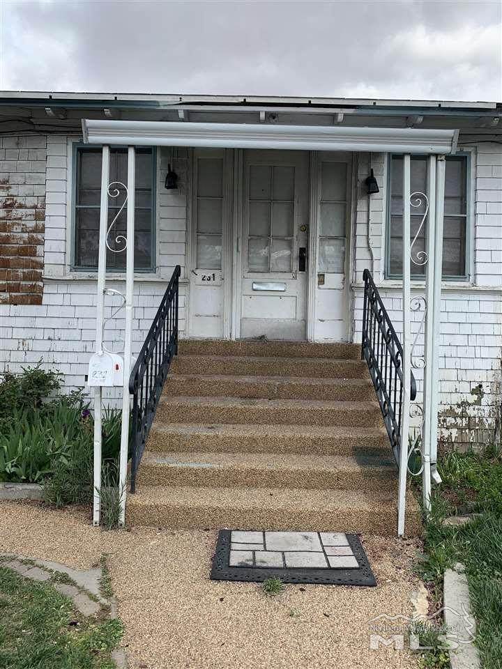 231 Cheney St - Photo 1