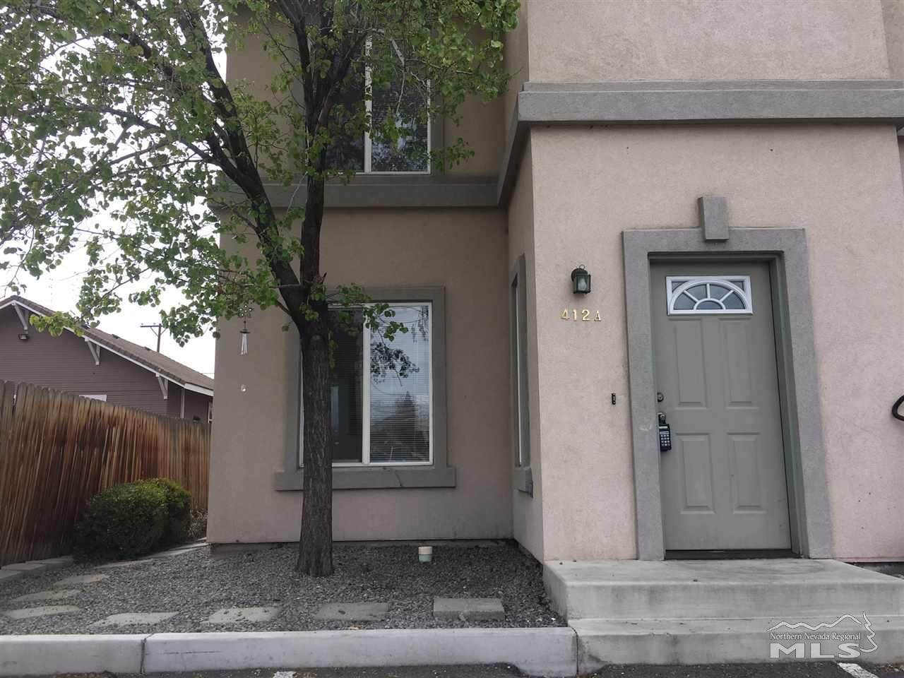 412 10th Street - Photo 1