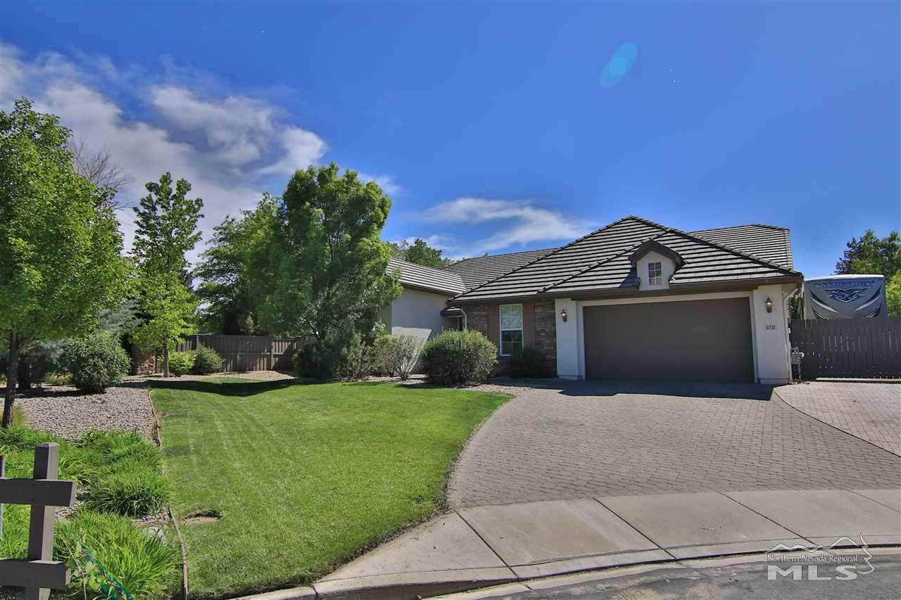 670 Royal Windsor - Photo 1