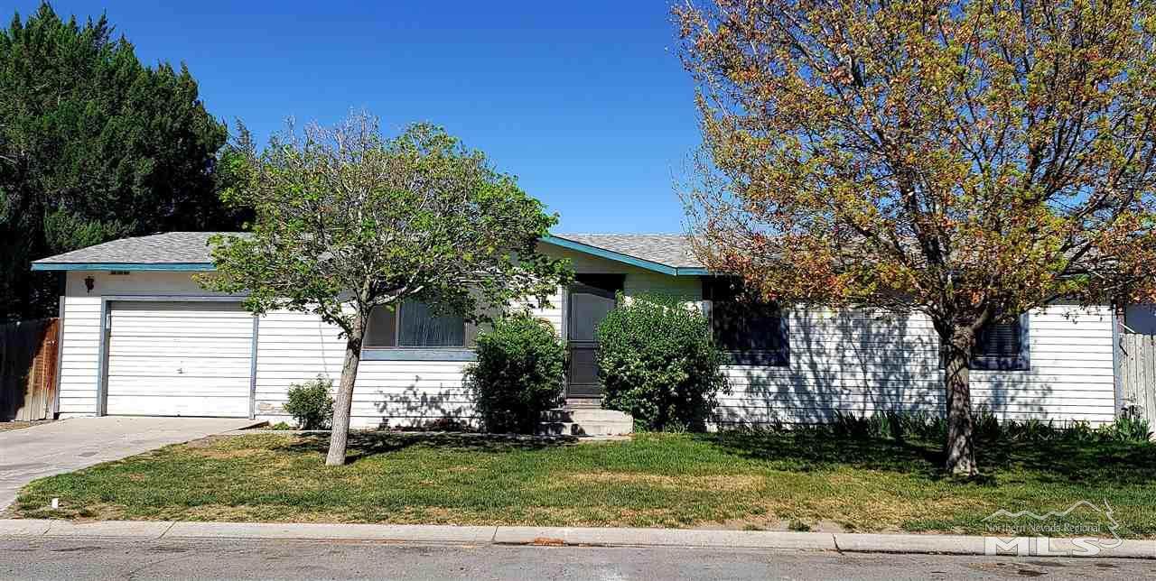 265 Willow Dr - Photo 1