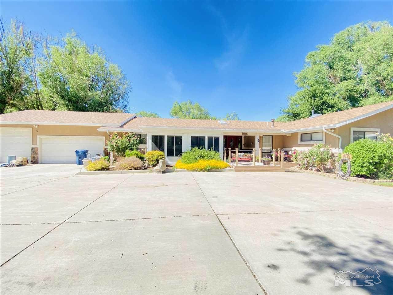 410 Country Drive - Photo 1