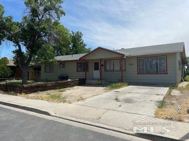 941 Center Street - Photo 1