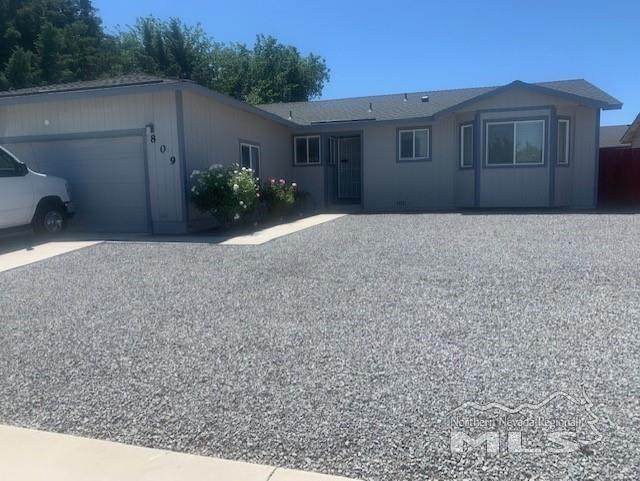 809 Brittany Ct - Photo 1