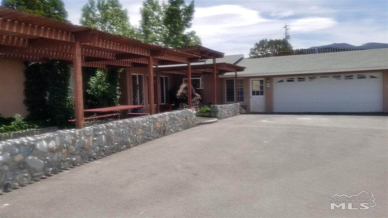 1685 Murphy Place - Photo 1