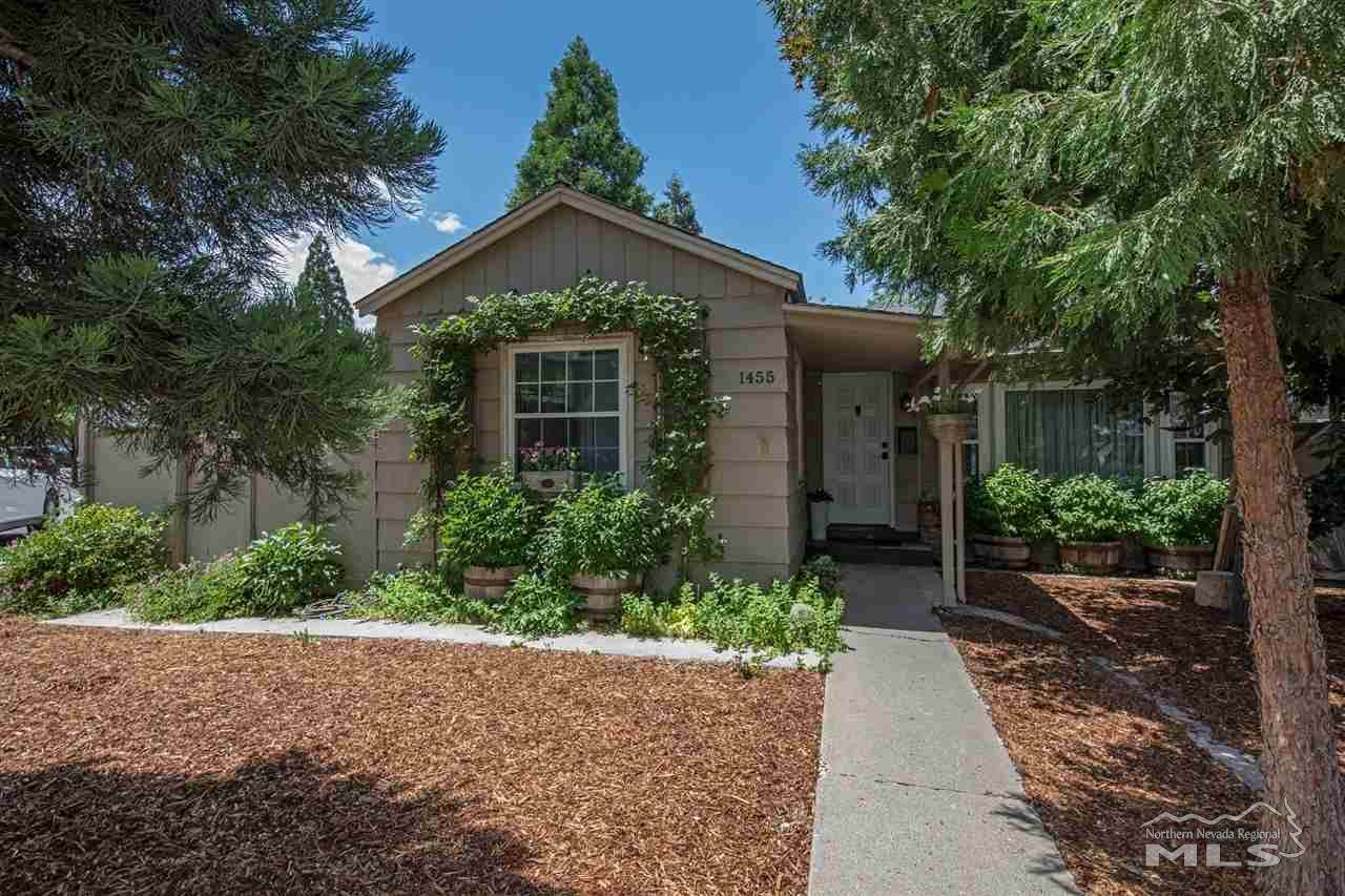 1455 Plumas St - Photo 1