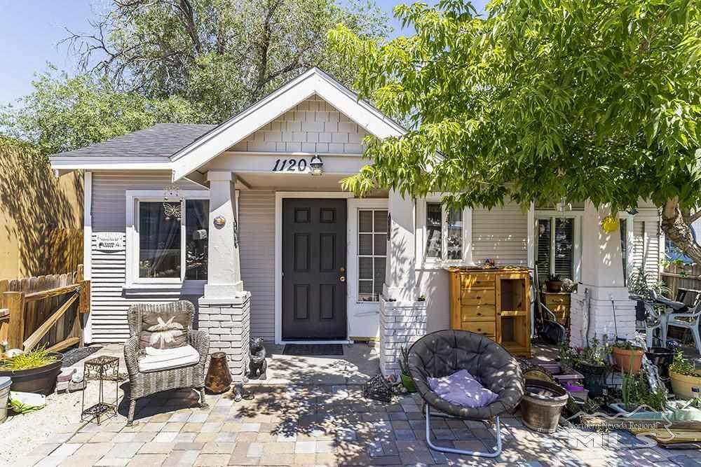 1120 Wells Ave - Photo 1