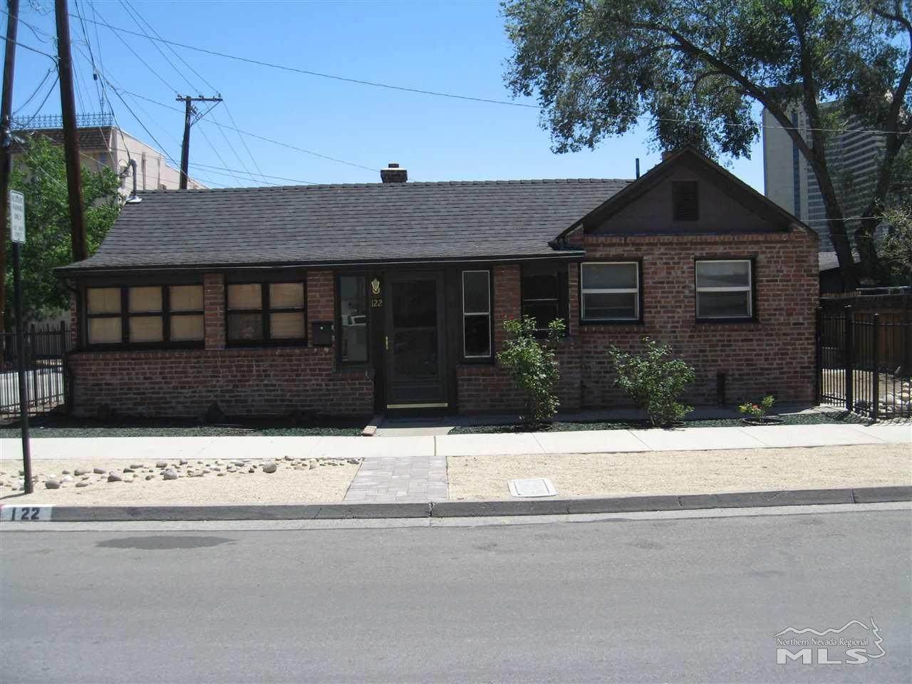 122 16th Street - Photo 1
