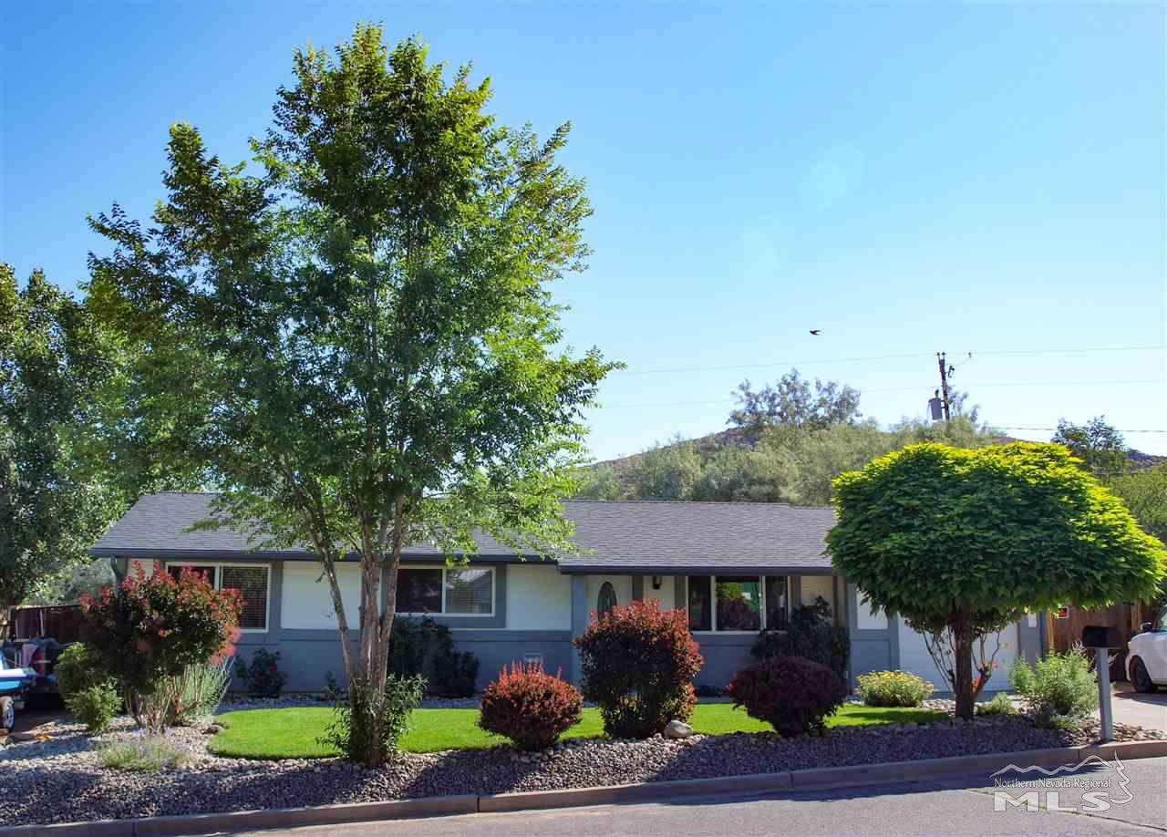 455 Patrician Dr - Photo 1