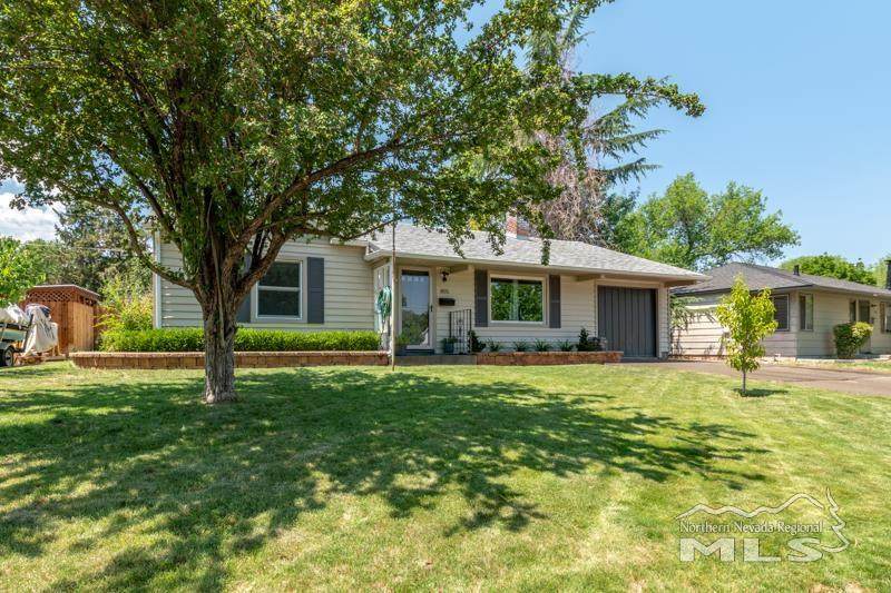 805 Reeves - Photo 1