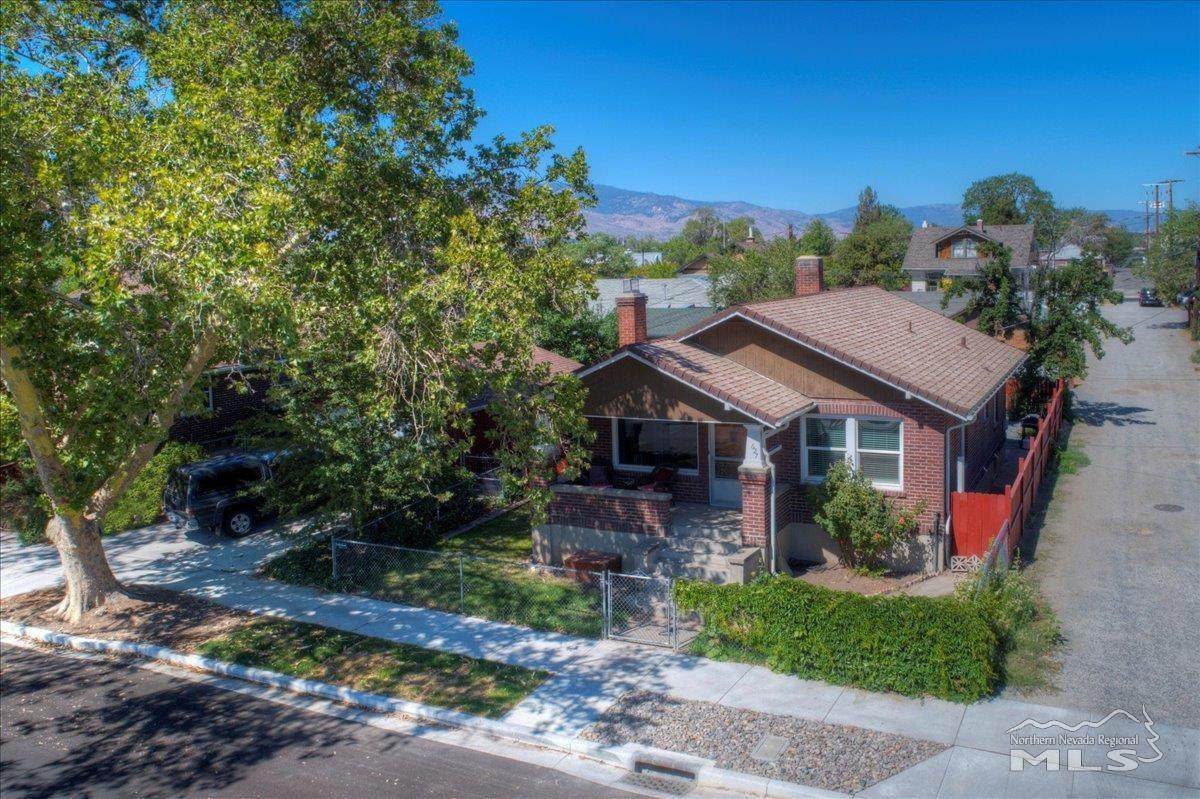 627 Wilson Ave. - Photo 1