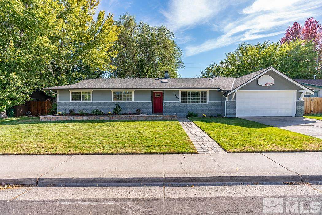3360 Idlewild - Photo 1