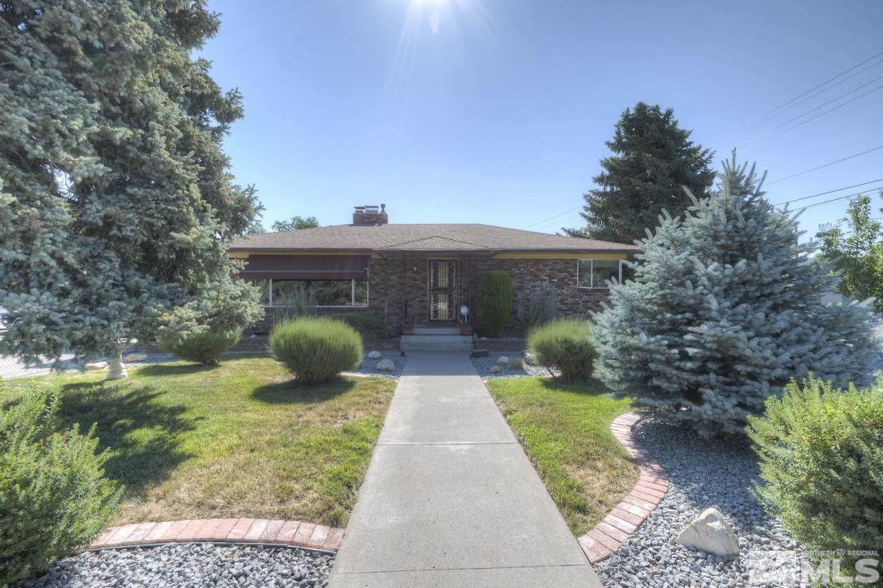 1890 Palisade Drive - Photo 1