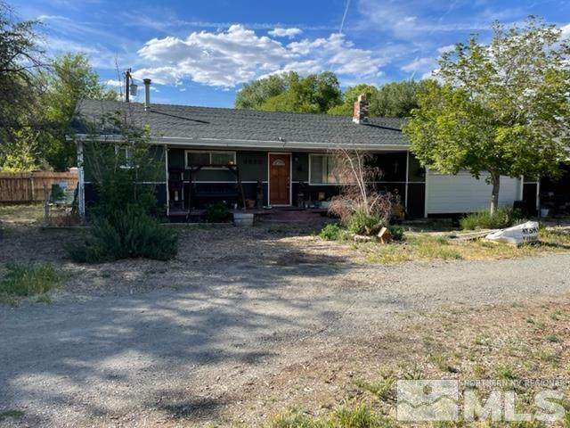 3835 Glen St. - Photo 1