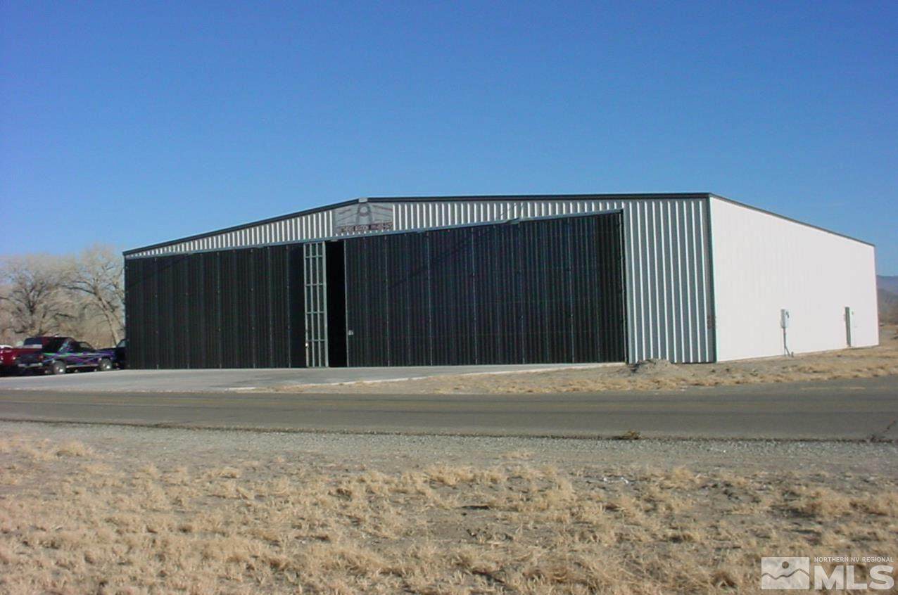 600 Airport Way - Photo 1