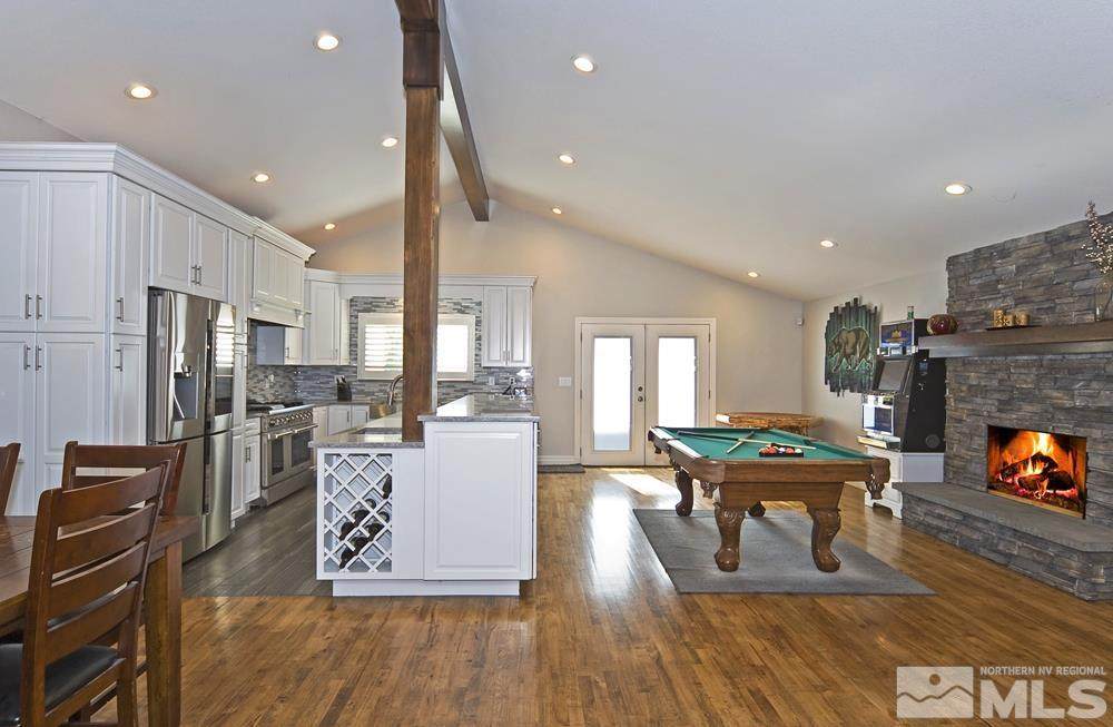 1755 Ironwood Dr - Photo 1