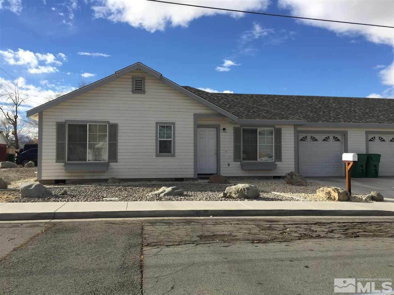 737 18th Street - Photo 1