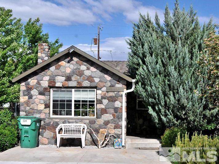 514 7th Street - Photo 1