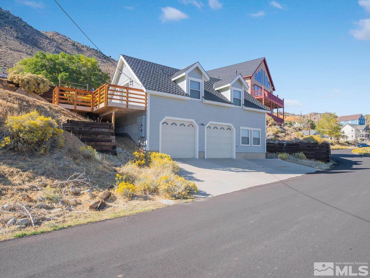 412 E Street - Photo 1