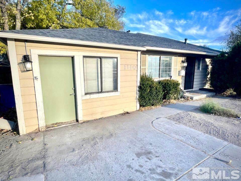 1110 Pyramid Way - Photo 1