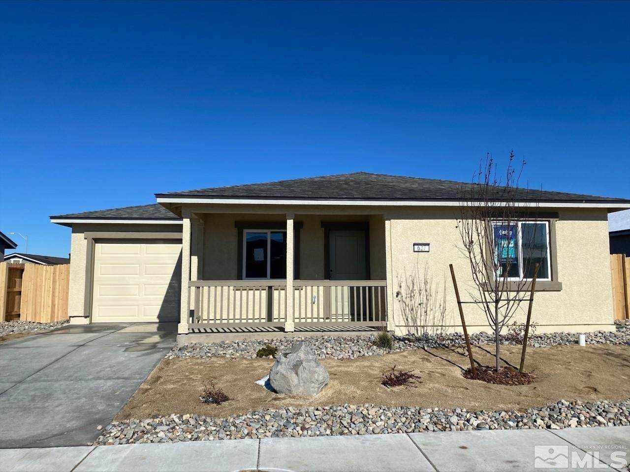 627 Yerington - Photo 1