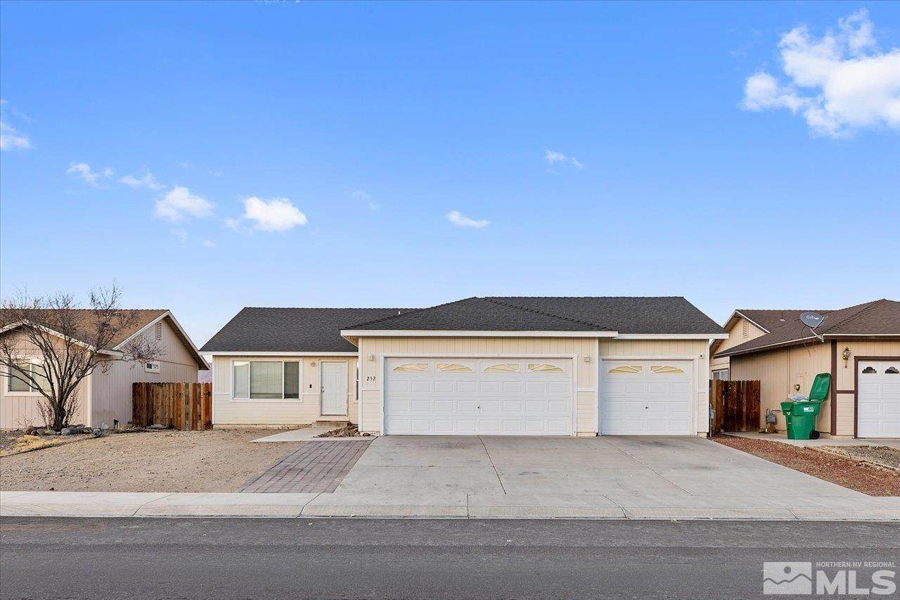 252 Emigrant Way - Photo 1