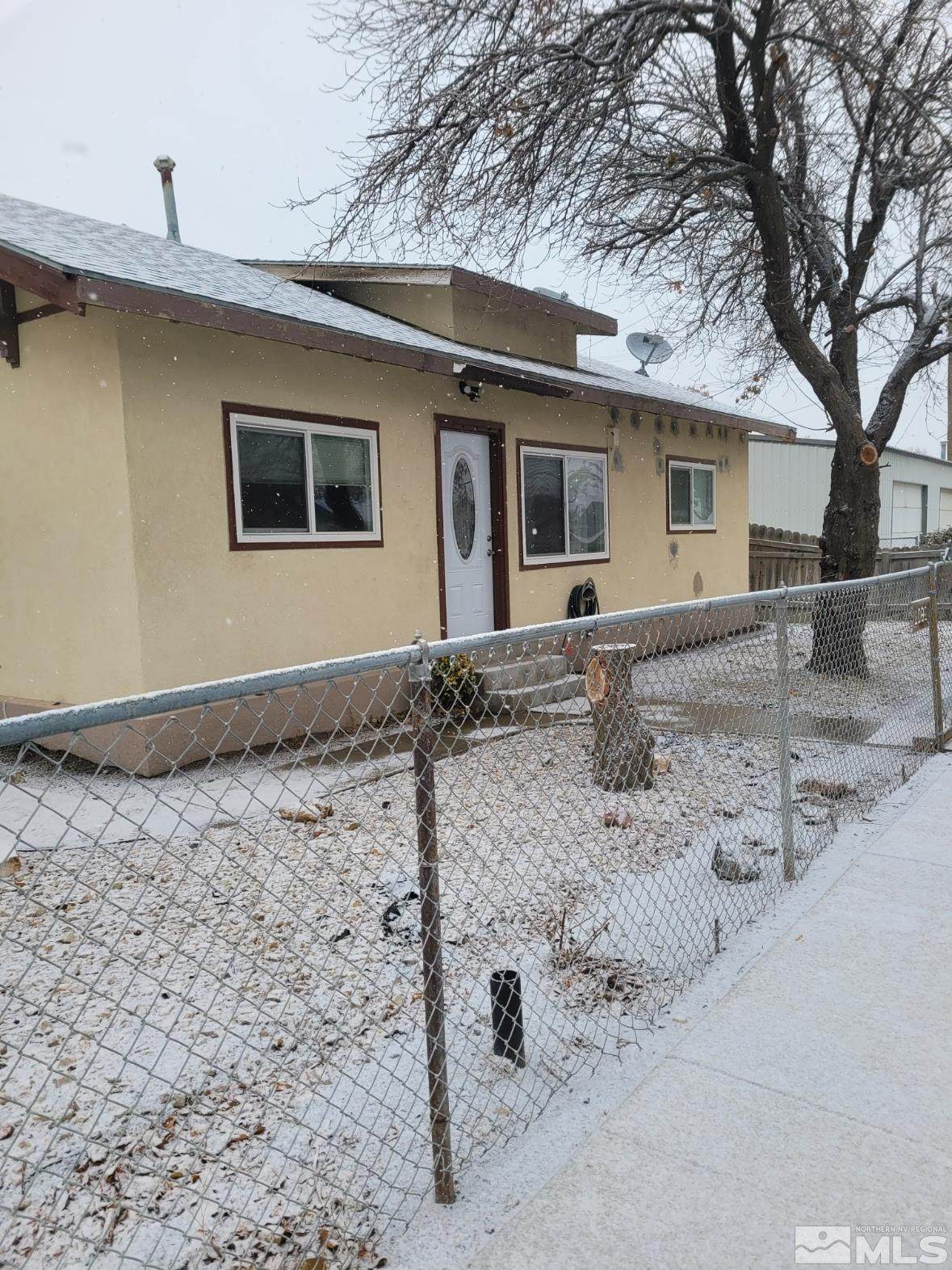 1085 Dartmouth Avenue - Photo 1