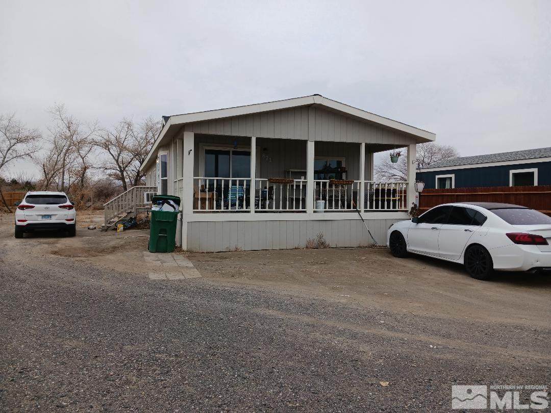 671 Warren Way - Photo 1