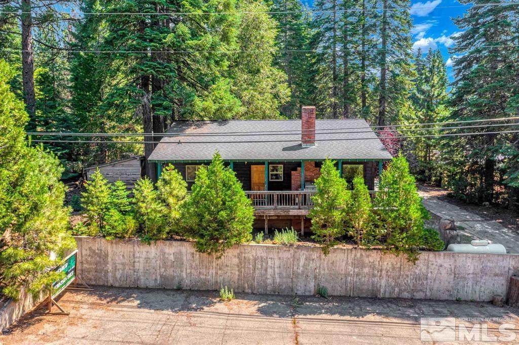 325 Peninsula Drive - Photo 1