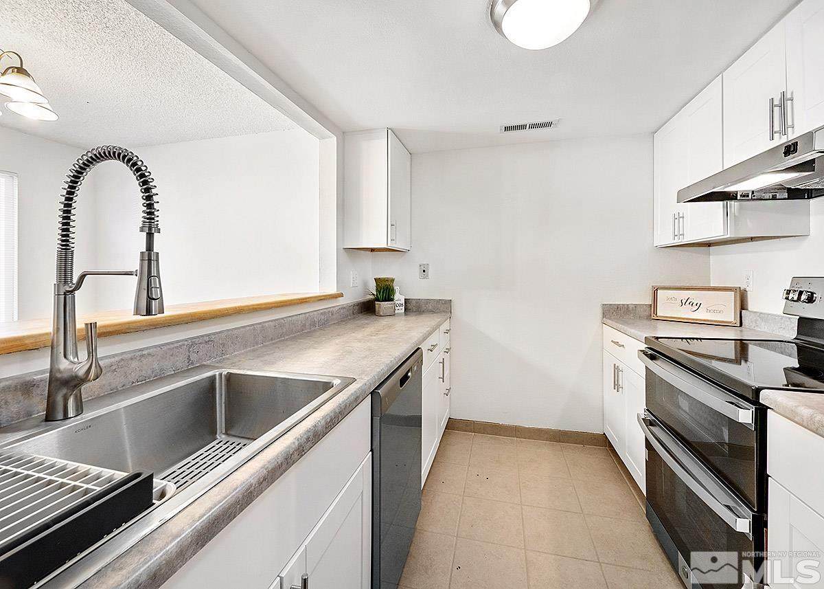 13822 Lear Boulevard - Photo 1