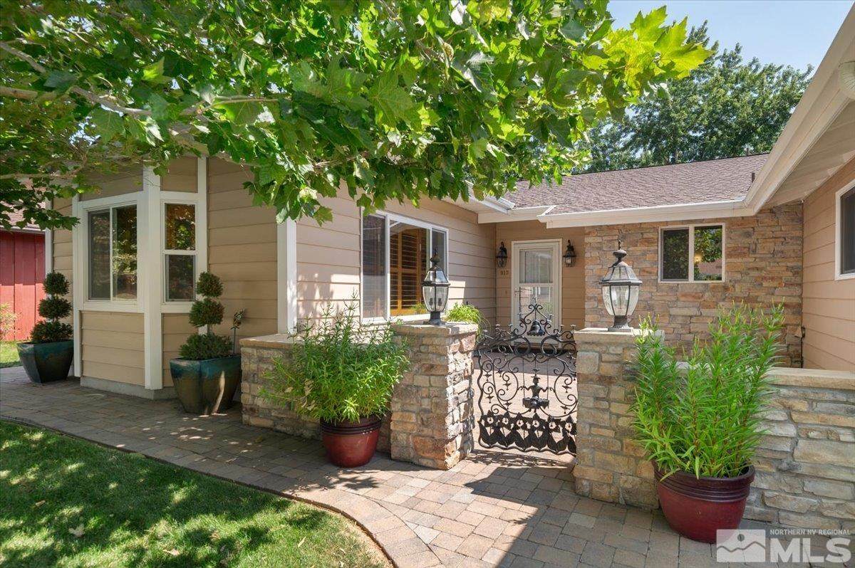 813 Richmond Avenue - Photo 1
